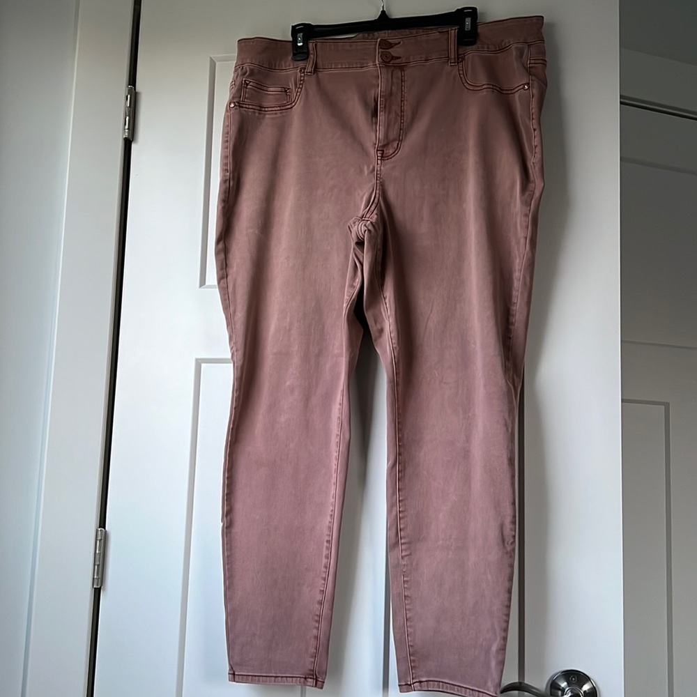 Maurice’s colored jeggings 24W reg